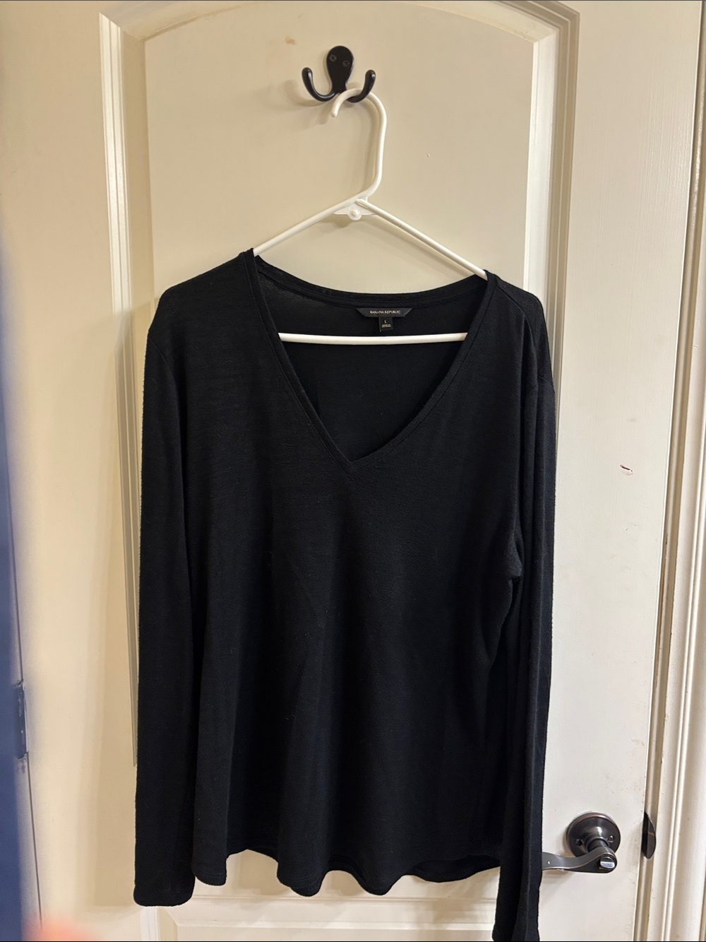 Banana Republic Black V-Neck Long Sleeve Top